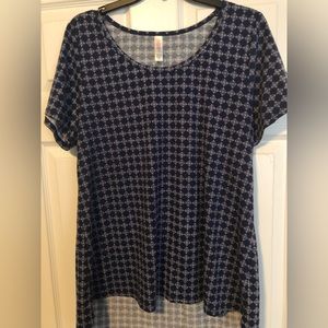 LuLaRoe XL Classic T